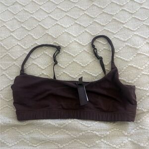 SKIMS Wireless Scoop Bralette - Dark Brown